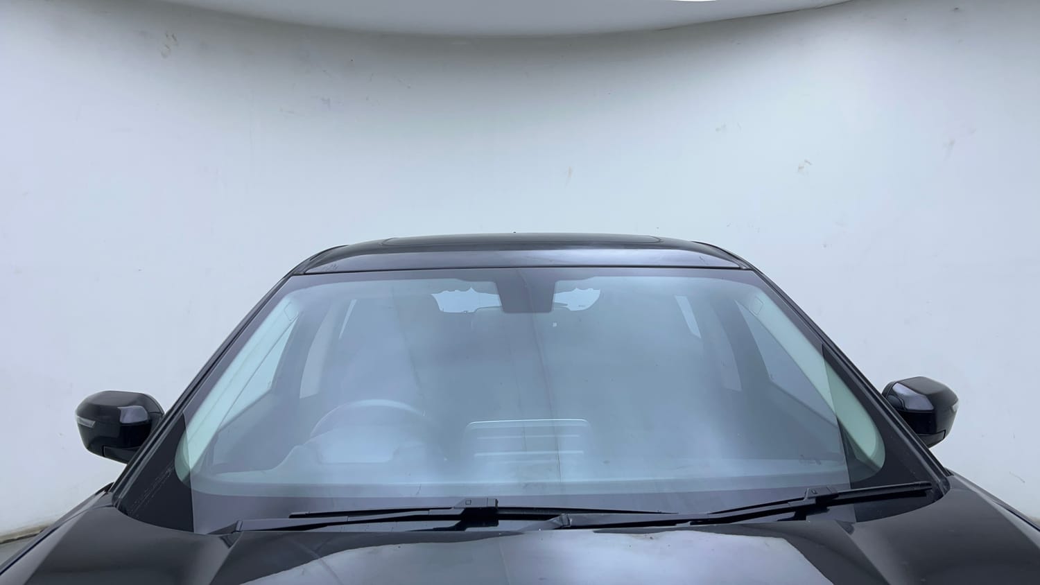 Used 2021 Tata Harrier XZA Plus Dark Edition Diesel Automatic exterior FRONT WINDSHIELD VIEW