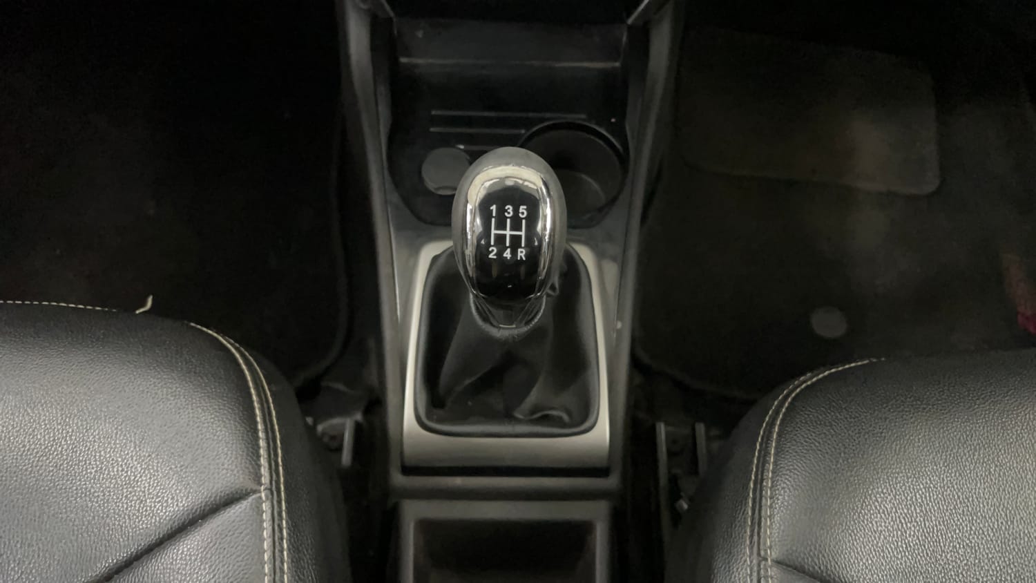 Used 2015 Tata Zest XMS Petrol Petrol Manual interior GEAR  KNOB VIEW
