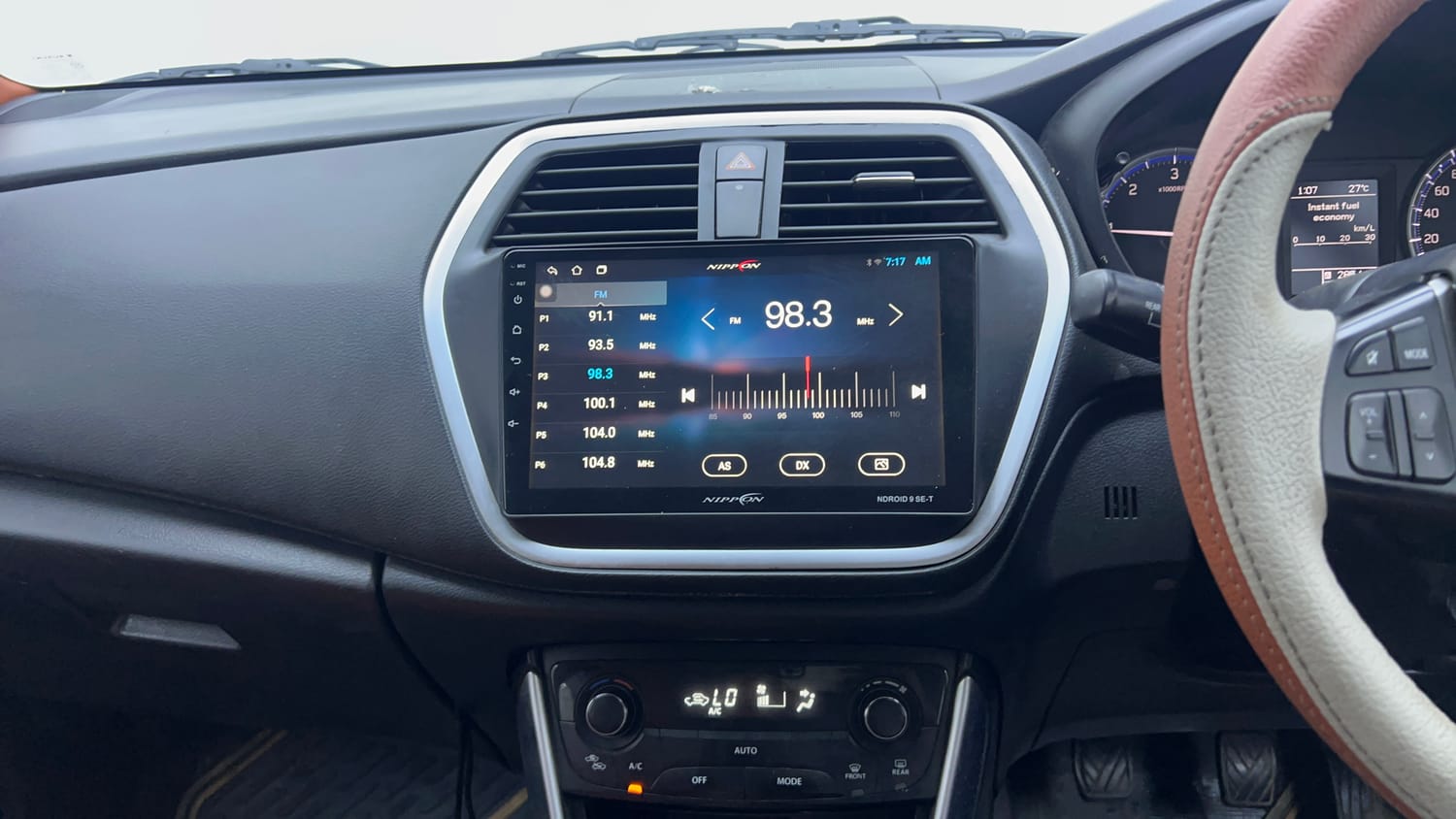 Used 2019 Maruti Suzuki S-Cross Zeta 1.3 Diesel Manual interior MUSIC SYSTEM & AC CONTROL VIEW