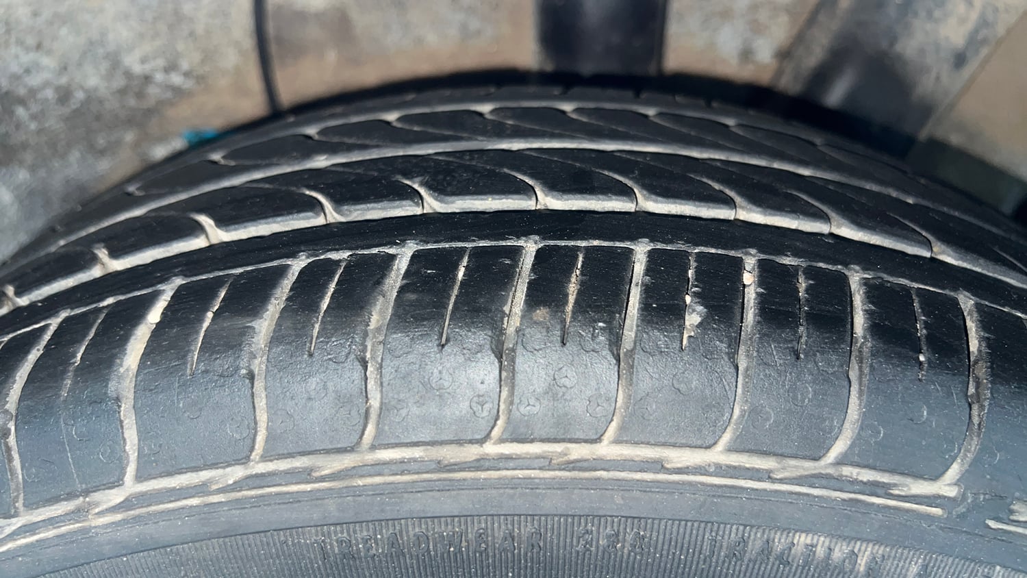 Used 2022 Hyundai Aura S 1.2 Petrol Petrol Manual tyres LEFT REAR TYRE TREAD VIEW