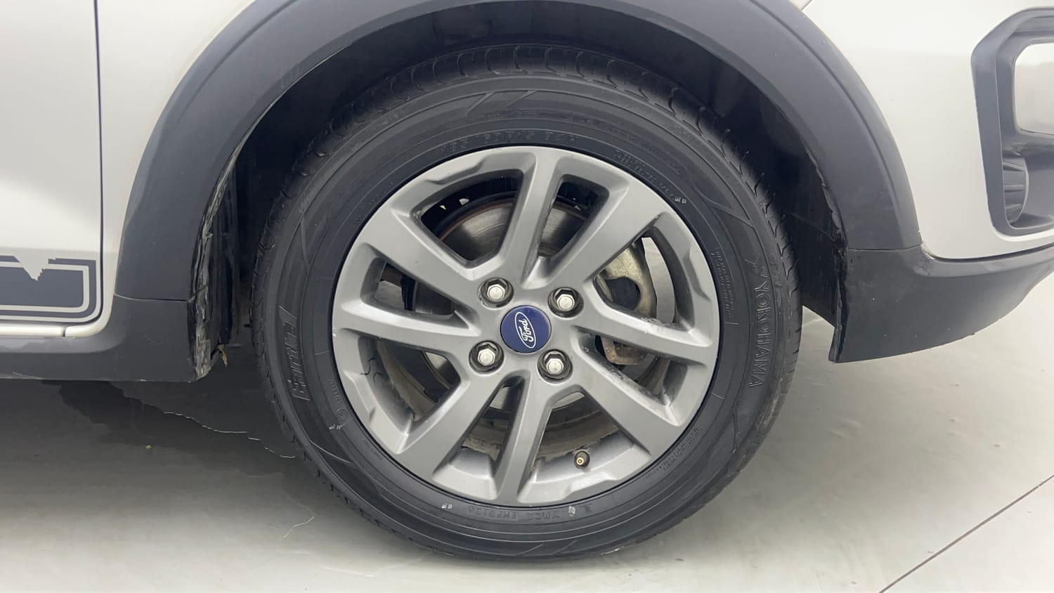 Used 2020 Ford Freestyle Titanium Plus 1.2 Ti-VCT Petrol Manual tyres RIGHT FRONT TYRE RIM VIEW