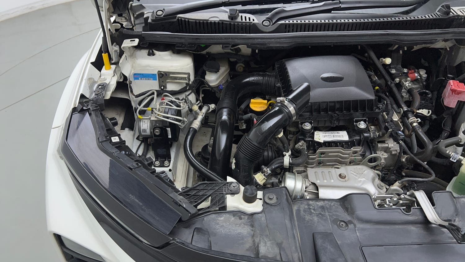 Used 2025 Tata Nexon Pure Plus (S) 1.2 iCNG 6MT Cng Manual engine ENGINE RIGHT SIDE VIEW