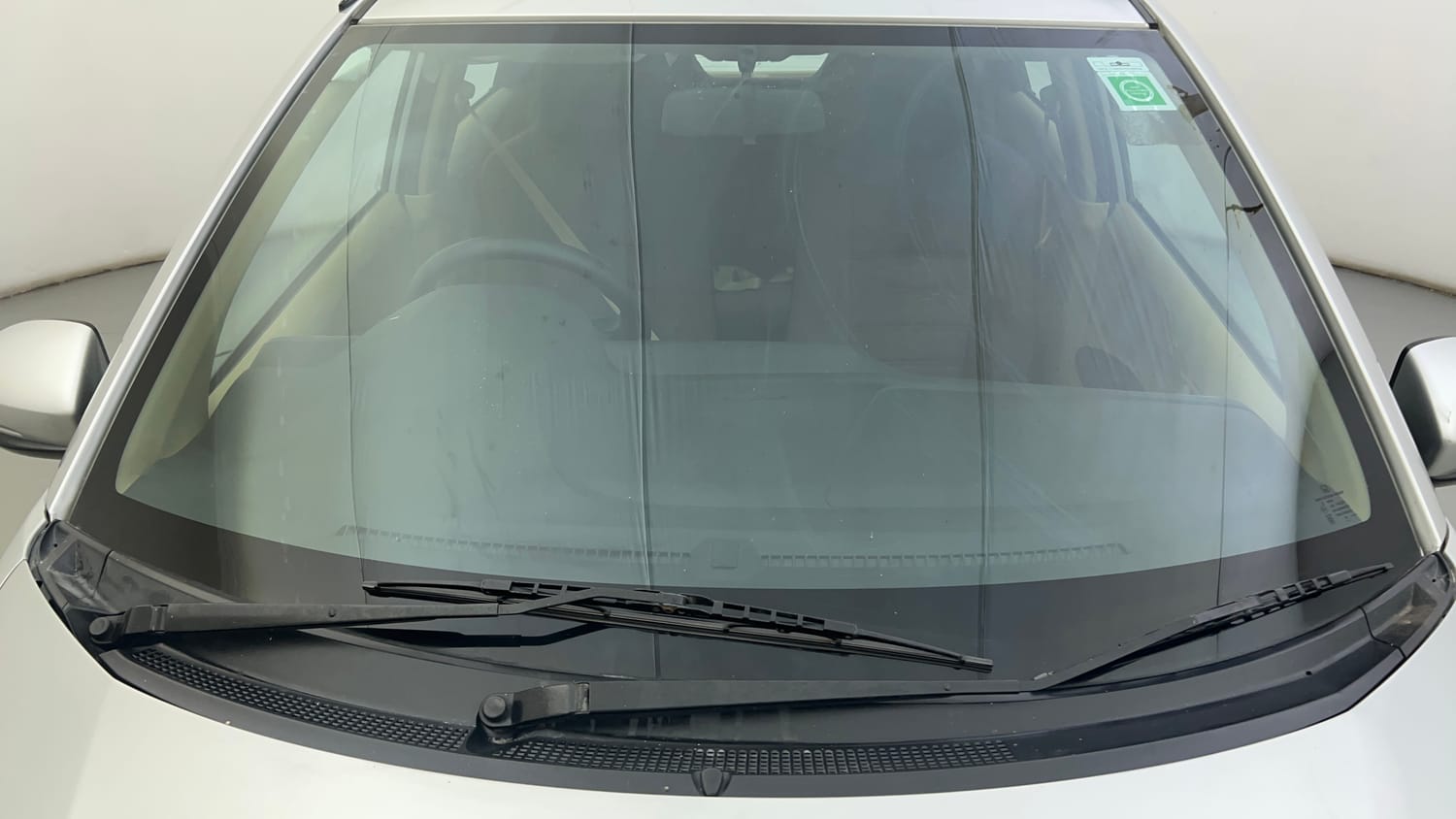 Used 2017 Honda Brio S MT Petrol Manual exterior FRONT WINDSHIELD VIEW