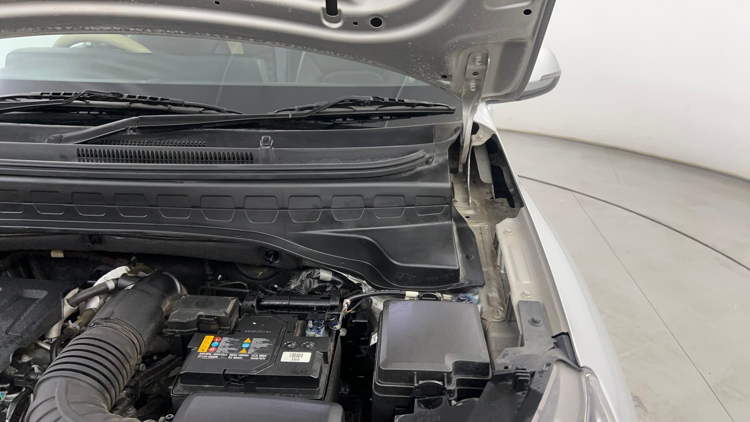 Used 2023 Kia Sonet HTX 1.0 DCT Petrol Automatic engine ENGINE LEFT SIDE HINGE & APRON VIEW