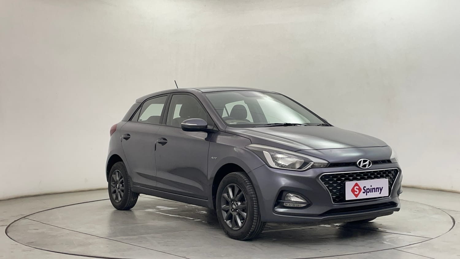 Used 2019 Hyundai Elite i20 Sportz Plus 1.2 CVT Petrol Automatic exterior RIGHT FRONT CORNER VIEW