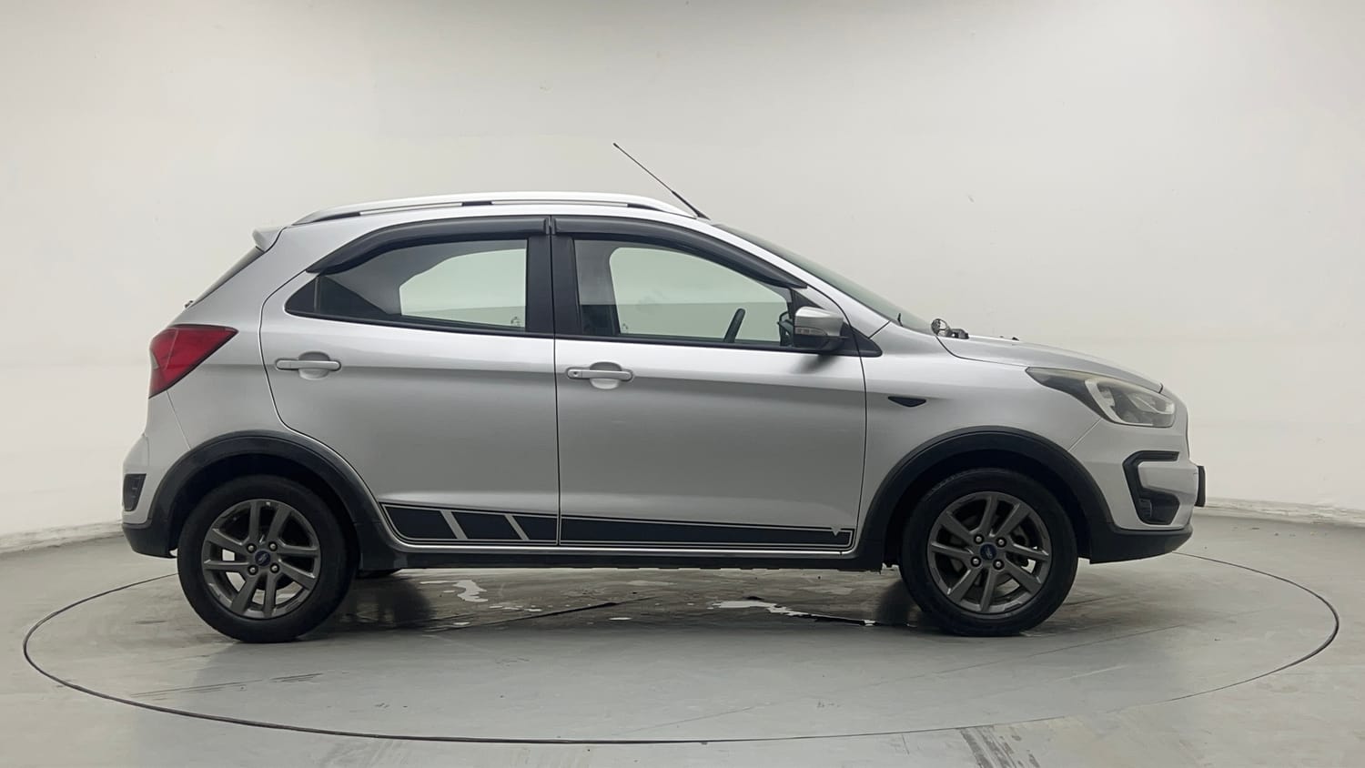 Used 2020 Ford Freestyle Titanium Plus 1.2 Ti-VCT Petrol Manual exterior RIGHT SIDE VIEW
