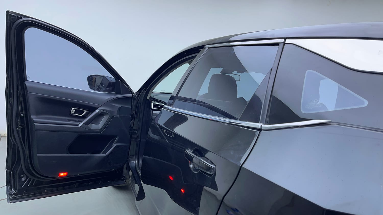 Used 2021 Tata Harrier XZA Plus Dark Edition Diesel Automatic interior LEFT FRONT DOOR OPEN VIEW