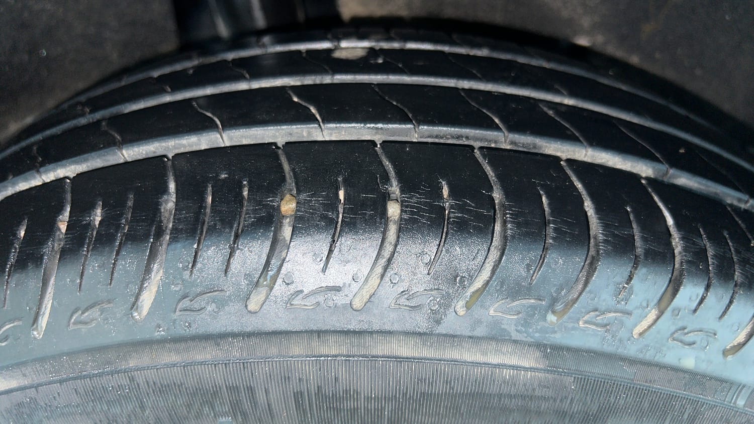 Used 2021 Maruti Suzuki Baleno Delta Petrol Manual tyres RIGHT REAR TYRE TREAD VIEW