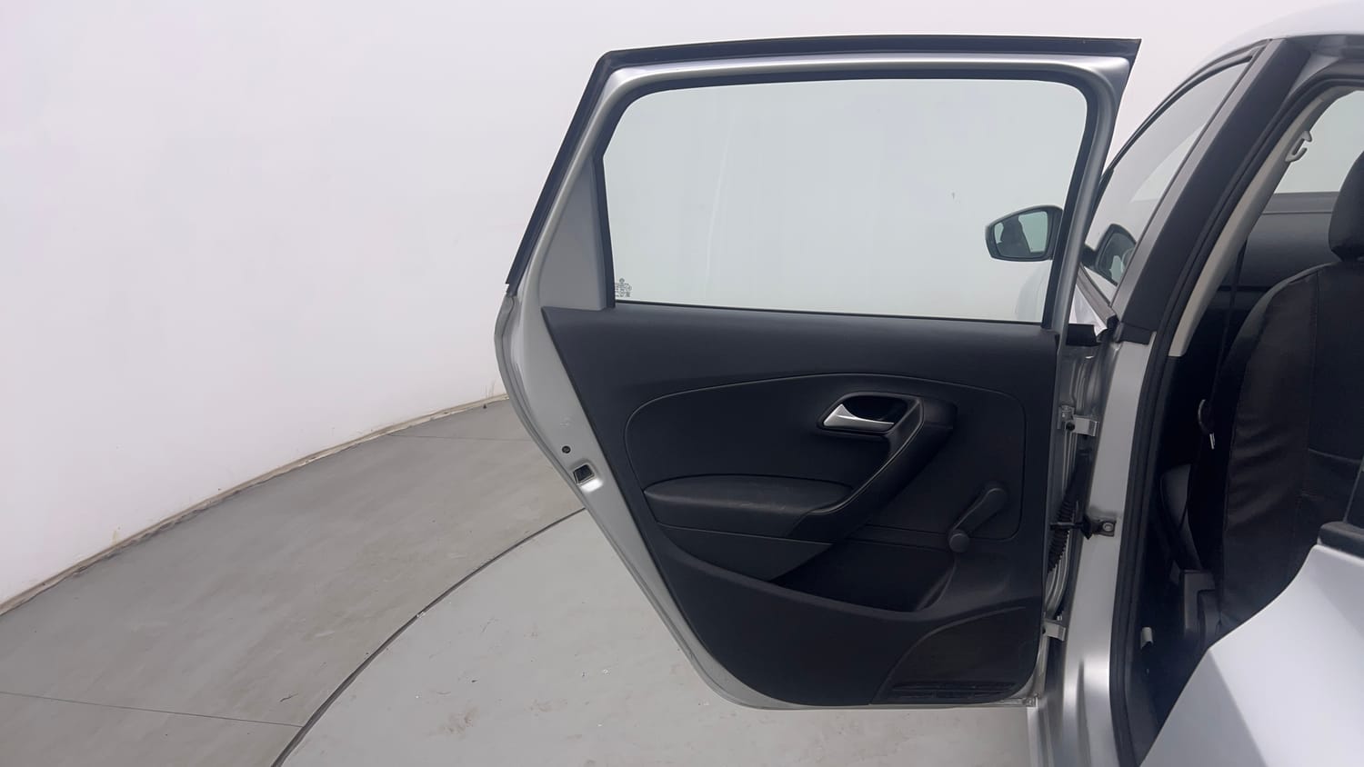 Used 2019 Volkswagen Ameo Trendline 1.0L (P) Petrol Manual interior LEFT REAR DOOR OPEN VIEW