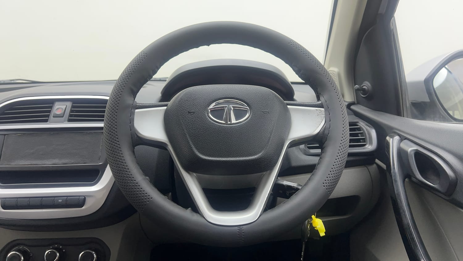 Used 2017 Tata Tiago Revotron XM Petrol Manual interior STEERING VIEW
