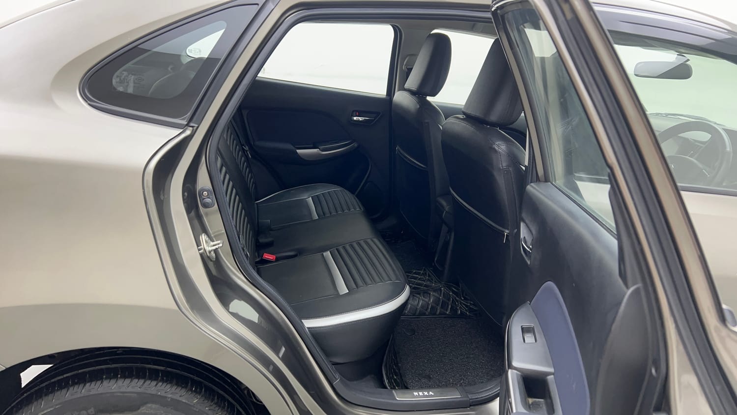 Used 2021 Maruti Suzuki Baleno Delta Petrol Manual interior RIGHT SIDE REAR DOOR CABIN VIEW