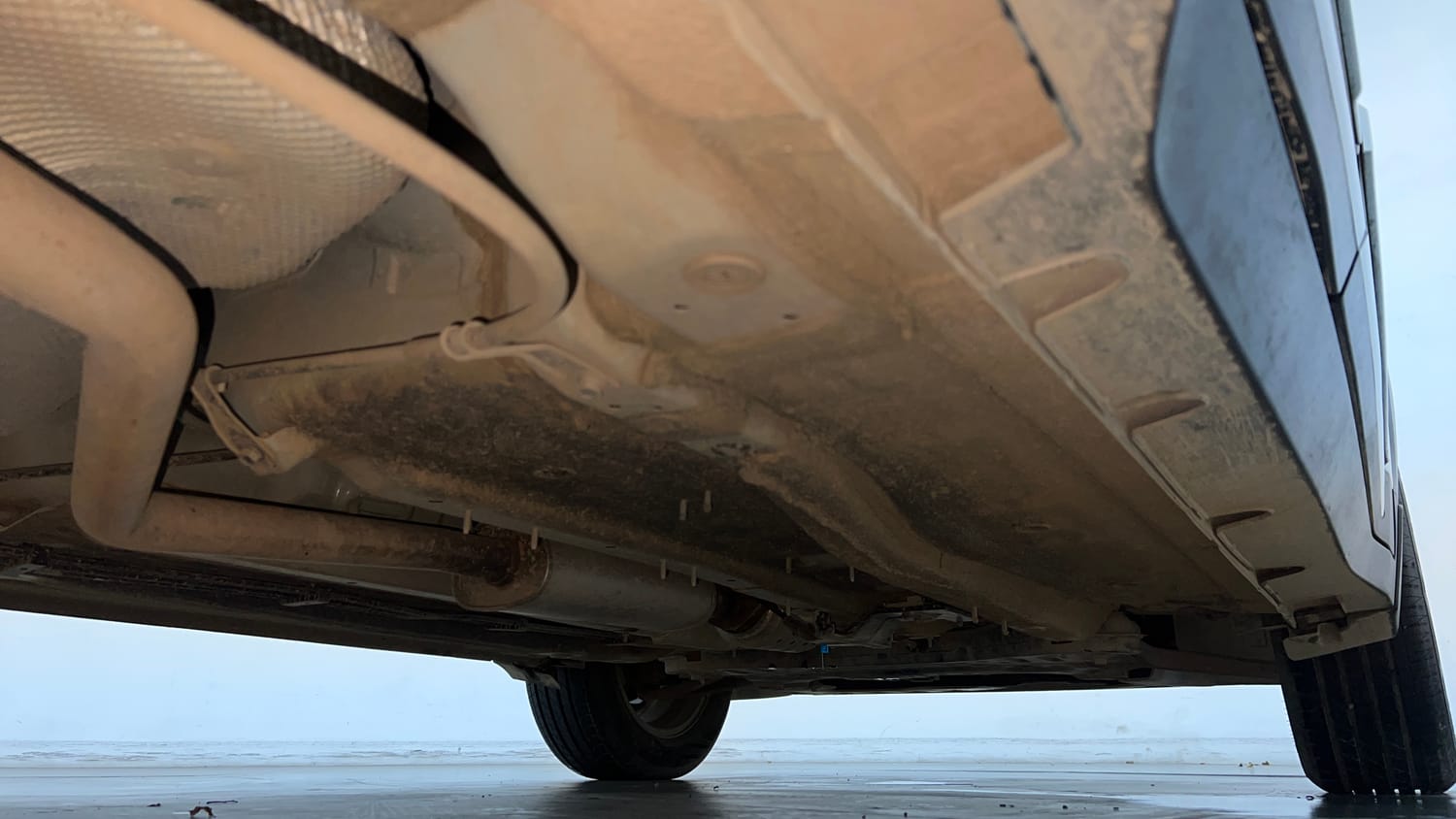 Used 2023 Kia Sonet HTX 1.0 Turbo Petrol DCT Petrol Automatic extra REAR RIGHT UNDERBODY VIEW