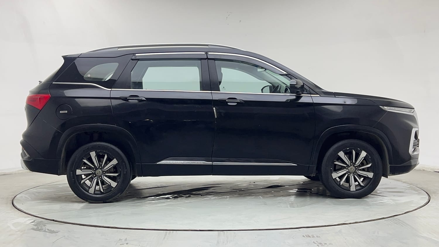 Used 2019 MG Motors Hector Sharp Hybrid 1.5 Petrol Hybrid Manual exterior RIGHT SIDE VIEW
