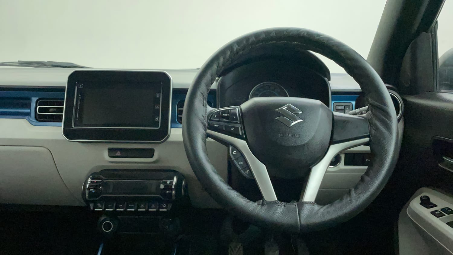 Used 2017 Maruti Suzuki Ignis Alpha 1.2 MT Petrol Manual interior STEERING VIEW