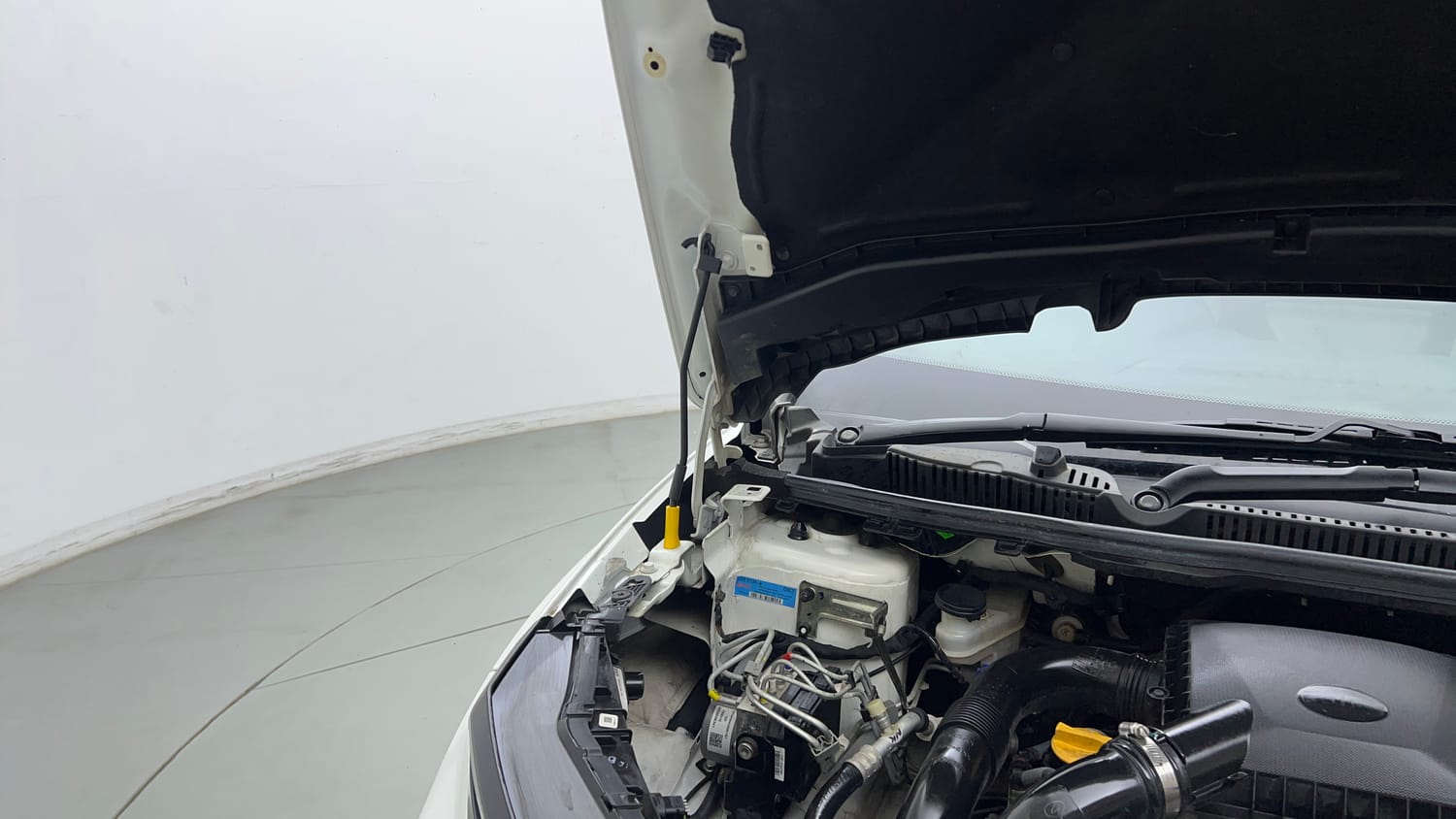 Used 2025 Tata Nexon Pure Plus (S) 1.2 iCNG 6MT Cng Manual engine ENGINE RIGHT SIDE HINGE & APRON VIEW