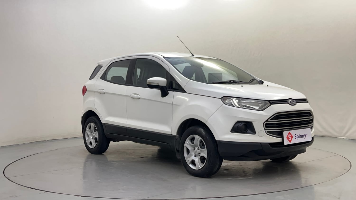 Used 2014 Ford EcoSport Trend 1.5 TDCi Diesel Manual exterior RIGHT FRONT CORNER VIEW