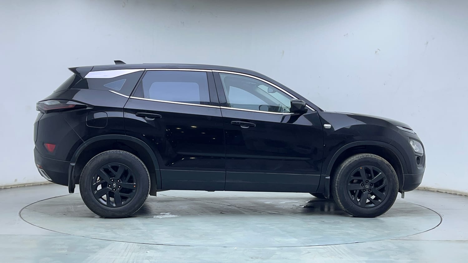 Used 2021 Tata Harrier XZA Plus Dark Edition Diesel Automatic exterior RIGHT SIDE VIEW