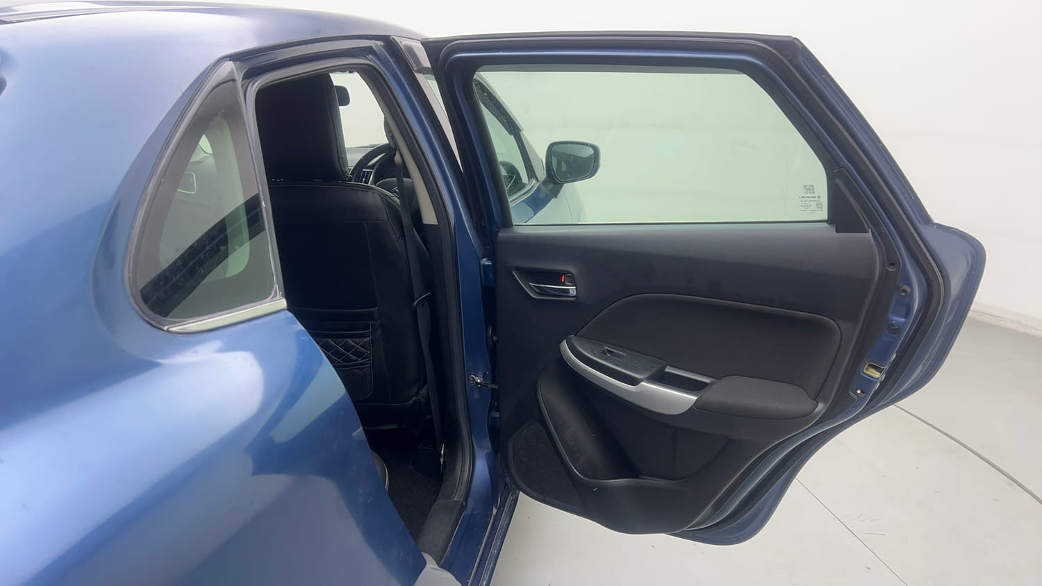 Used 2018 Maruti Suzuki Baleno Zeta 1.2 Petrol Manual interior RIGHT REAR DOOR OPEN VIEW