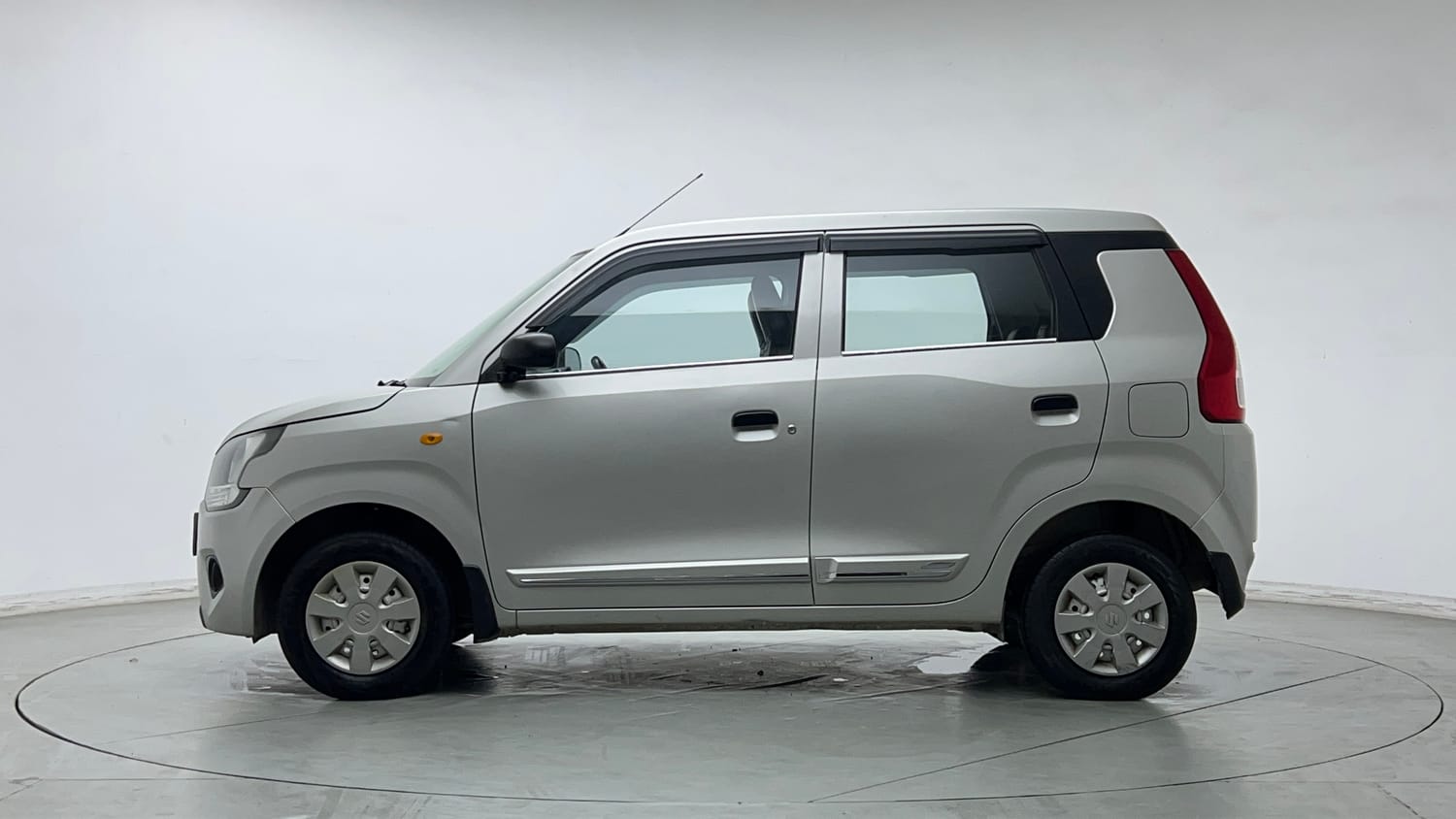 Used 2020 Maruti Suzuki Wagon R LXi 1.0 CNG Cng Manual exterior LEFT SIDE VIEW