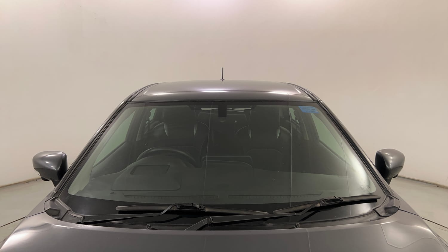 Used 2022 Maruti Suzuki Baleno Alpha MT Petrol Manual exterior FRONT WINDSHIELD VIEW