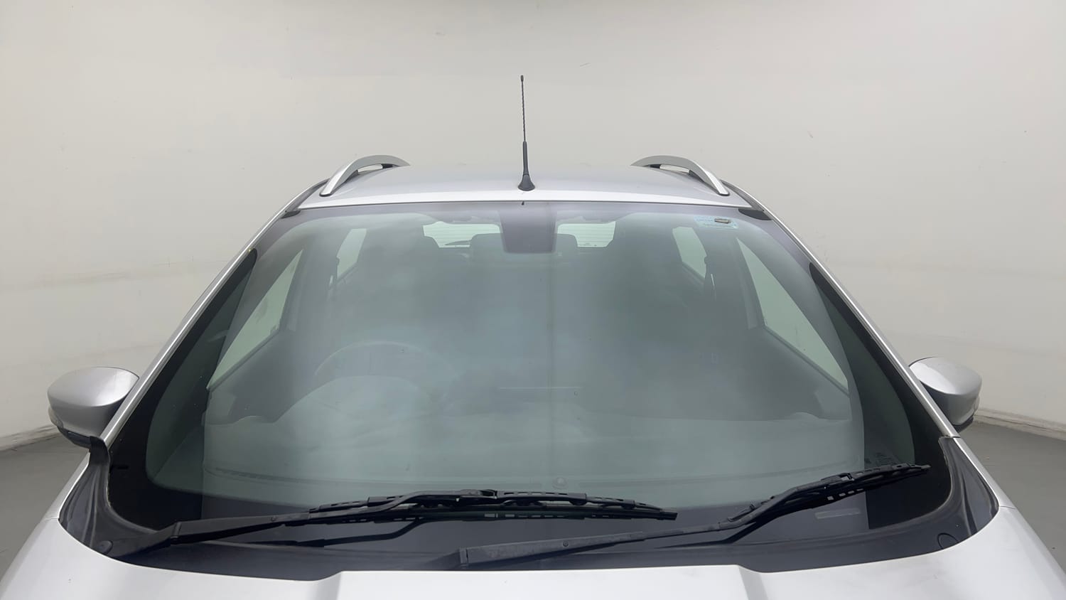 Used 2020 Ford Freestyle Titanium Plus 1.2 Ti-VCT Petrol Manual exterior FRONT WINDSHIELD VIEW