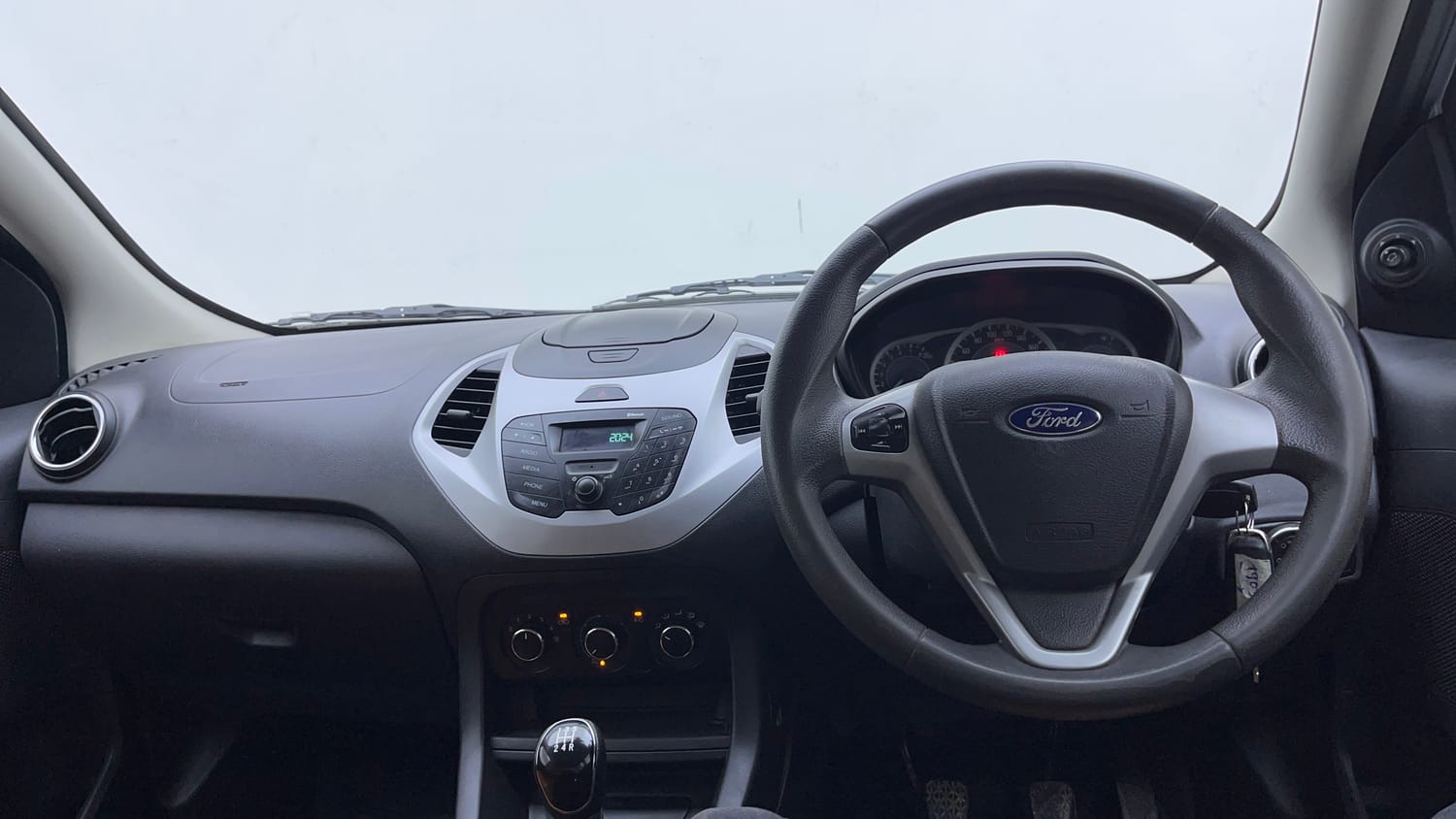 Used 2017 Ford Figo Trend 1.2 Ti-VCT Petrol Manual interior DASHBOARD VIEW