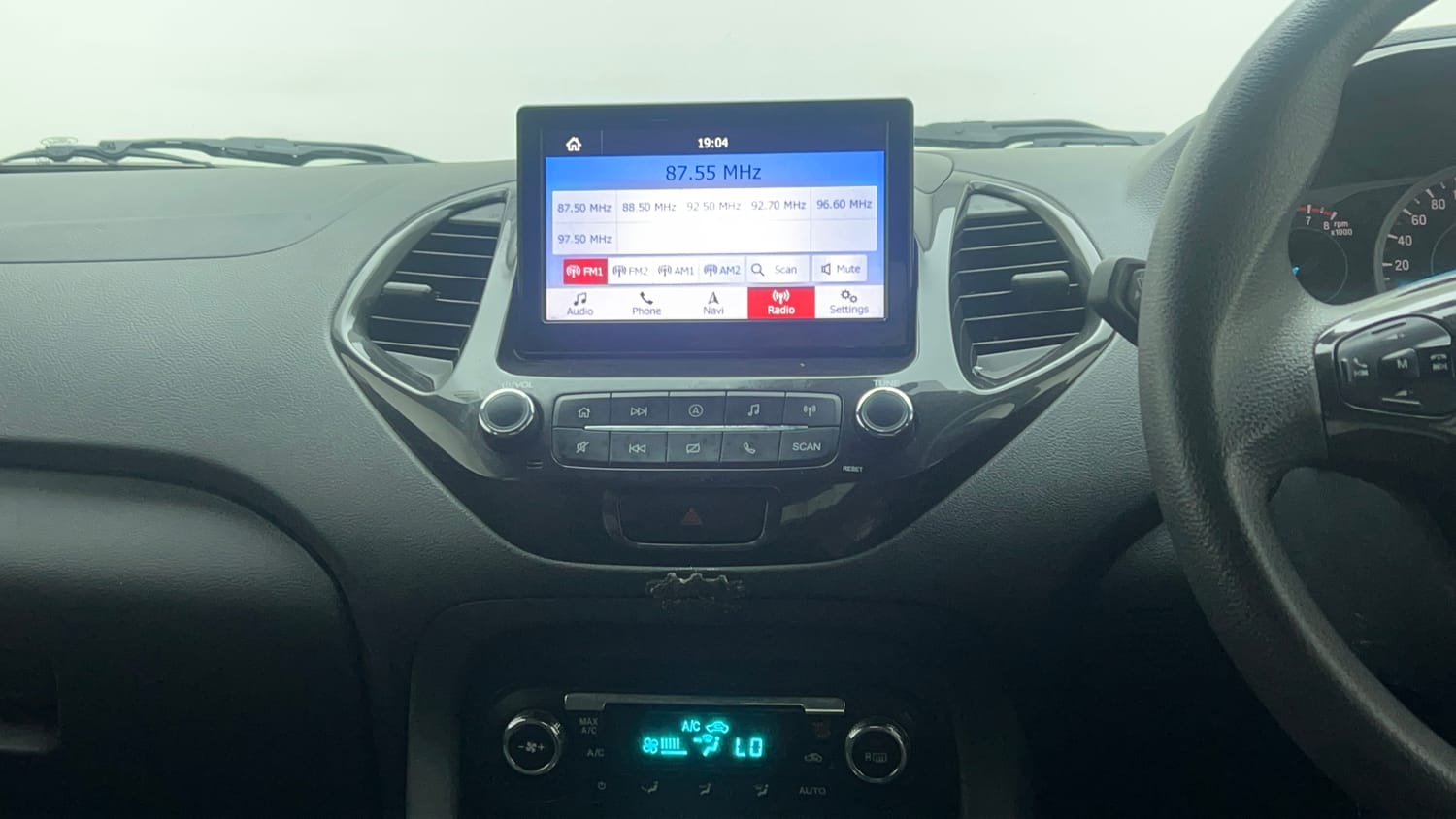 Used 2020 Ford Freestyle Titanium Plus 1.2 Ti-VCT Petrol Manual top_features Integrated (in-dash) music system