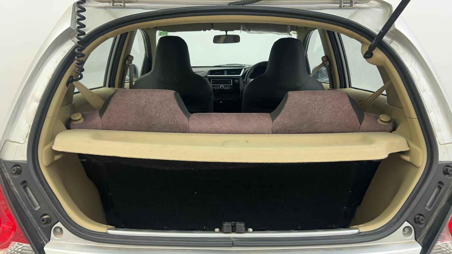 Used 2017 Honda Brio S MT Petrol Manual interior DICKY INSIDE VIEW