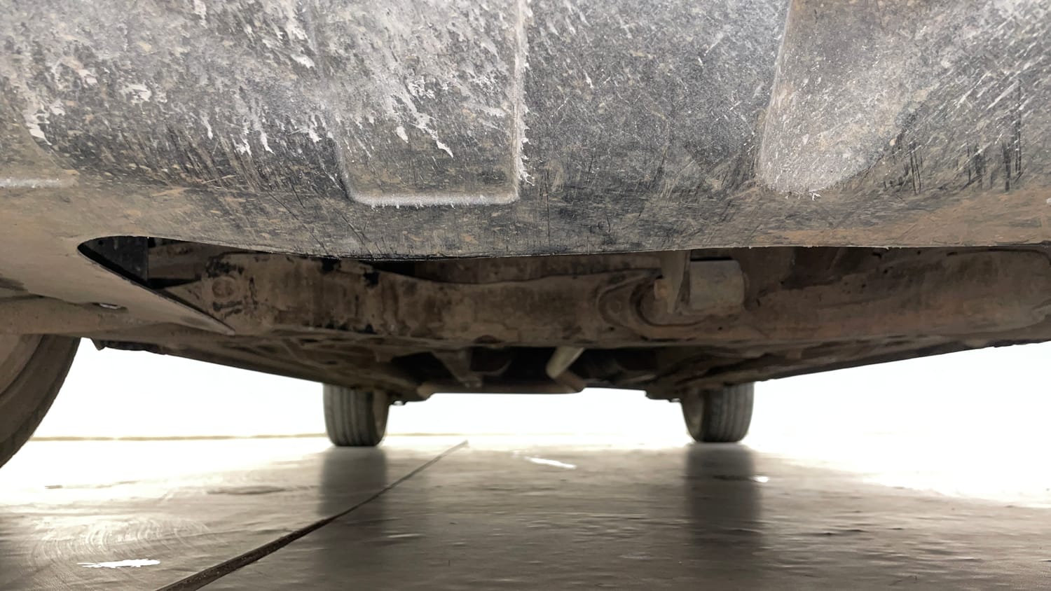 Used 2018 Hyundai Elite i20 Asta 1.2 (O) Petrol Manual extra FRONT LEFT UNDERBODY VIEW