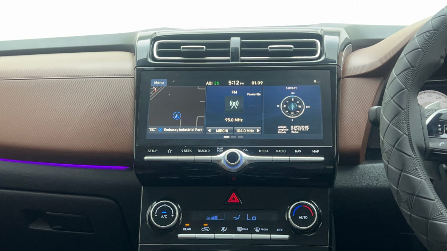 Used 2023 Hyundai Alcazar Signature (O) 7 Seater 1.5 Diesel AT Diesel Automatic interior MUSIC SYSTEM & AC CONTROL VIEW