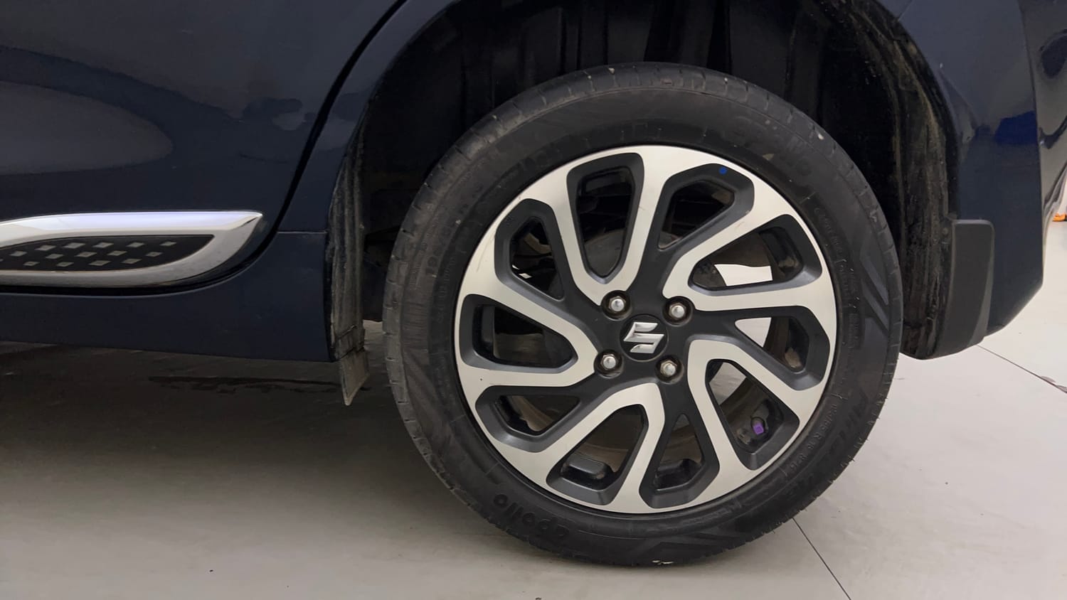 Used 2022 Maruti Suzuki Baleno Alpha MT Petrol Manual tyres LEFT REAR TYRE RIM VIEW