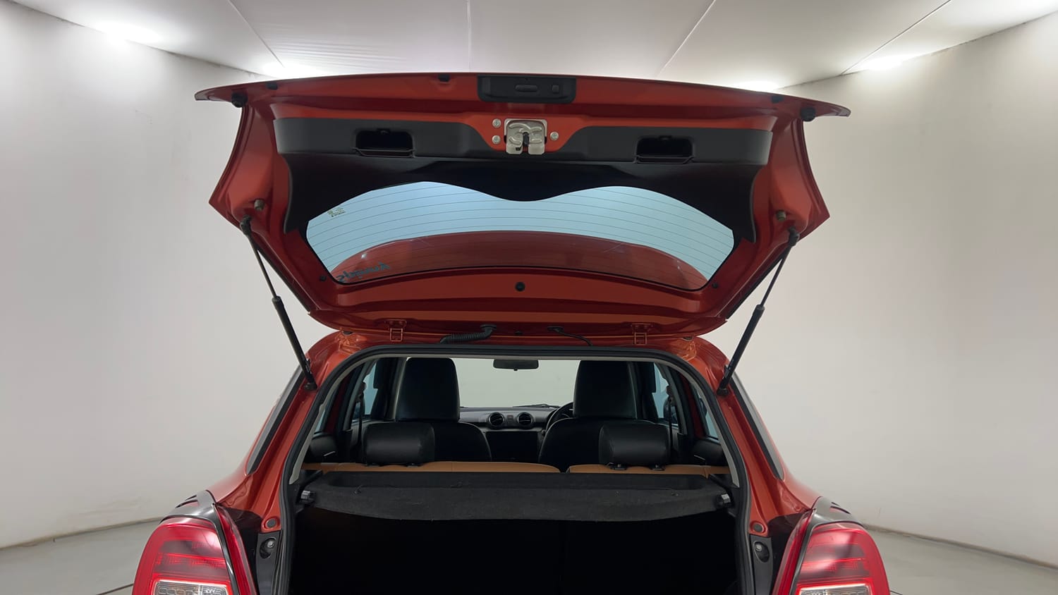 Used 2020 Maruti Suzuki Swift ZXi Petrol Manual interior DICKY DOOR OPEN VIEW