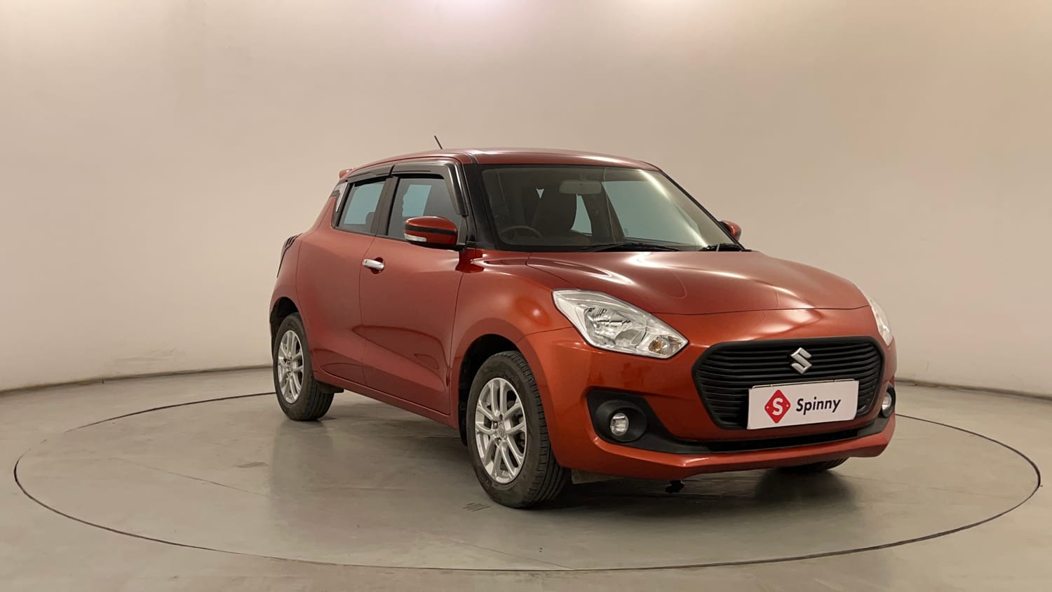 Used 2020 Maruti Suzuki Swift ZXi Petrol Manual exterior RIGHT FRONT CORNER VIEW