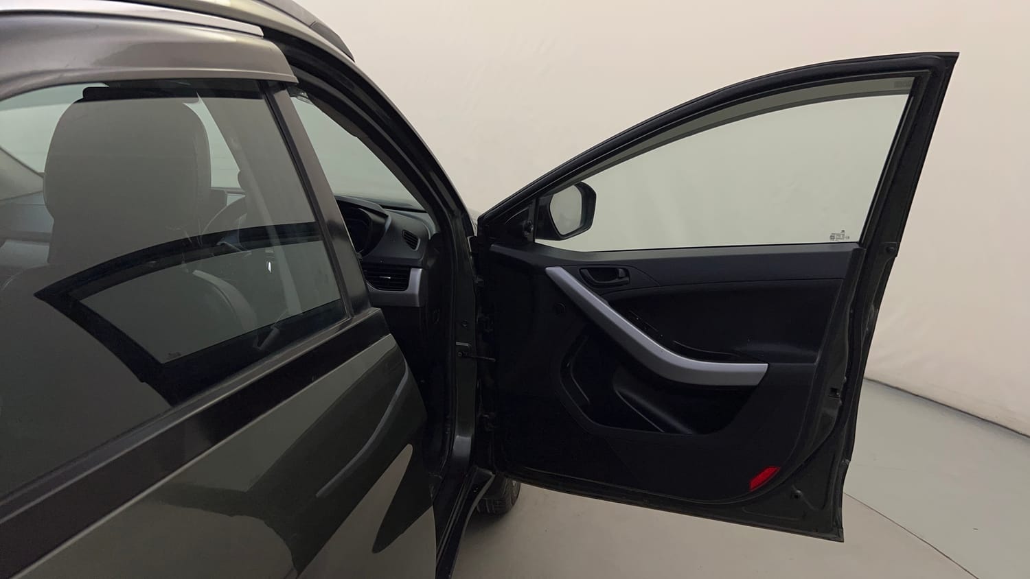 Used 2022 Tata Nexon XMA (S) Petrol Automatic interior RIGHT FRONT DOOR OPEN VIEW