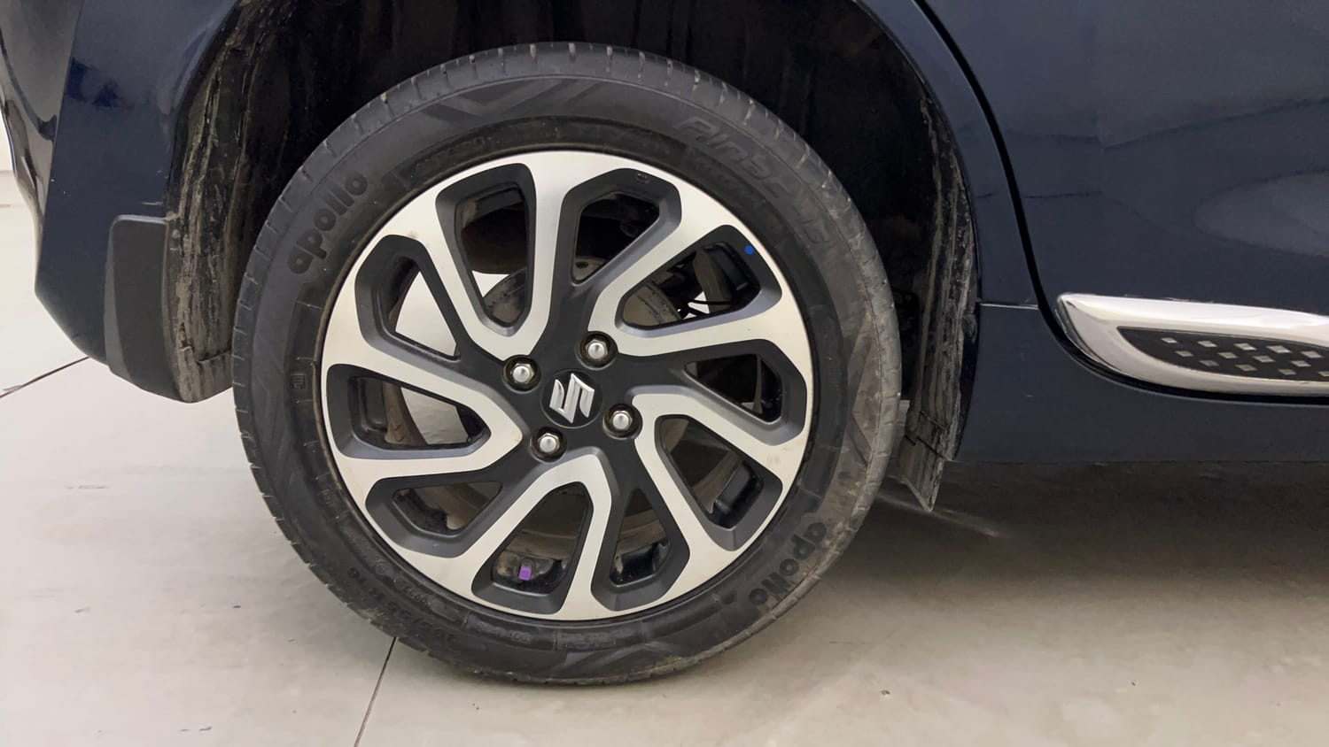 Used 2022 Maruti Suzuki Baleno Alpha MT Petrol Manual tyres RIGHT REAR TYRE RIM VIEW