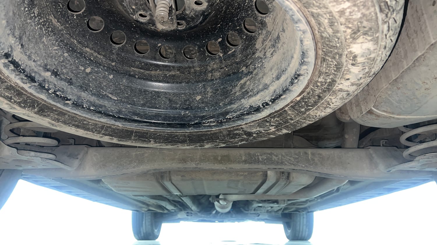 Used 2023 Hyundai Alcazar Signature (O) 7 Seater 1.5 Diesel AT Diesel Automatic extra REAR UNDERBODY VIEW (TAKEN FROM REAR)