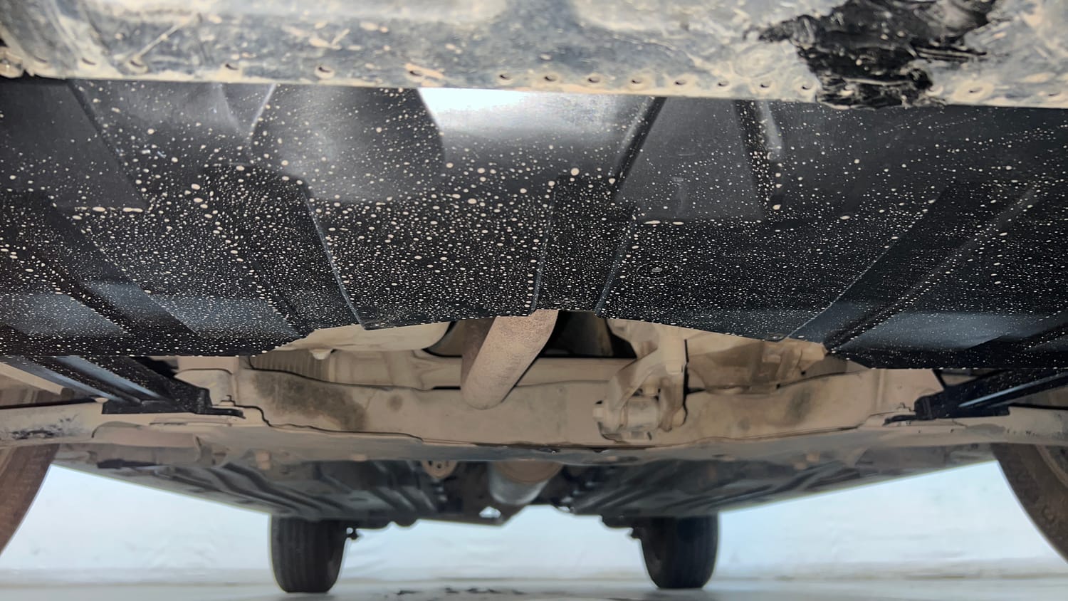 Used 2024 Maruti Suzuki Grand Vitara Delta Smart Hybrid Petrol Manual extra FRONT LEFT UNDERBODY VIEW