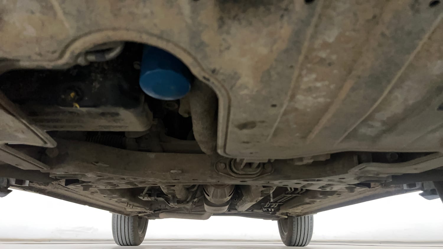 Used 2023 Kia Sonet HTX 1.0 DCT Petrol Automatic extra FRONT LEFT UNDERBODY VIEW