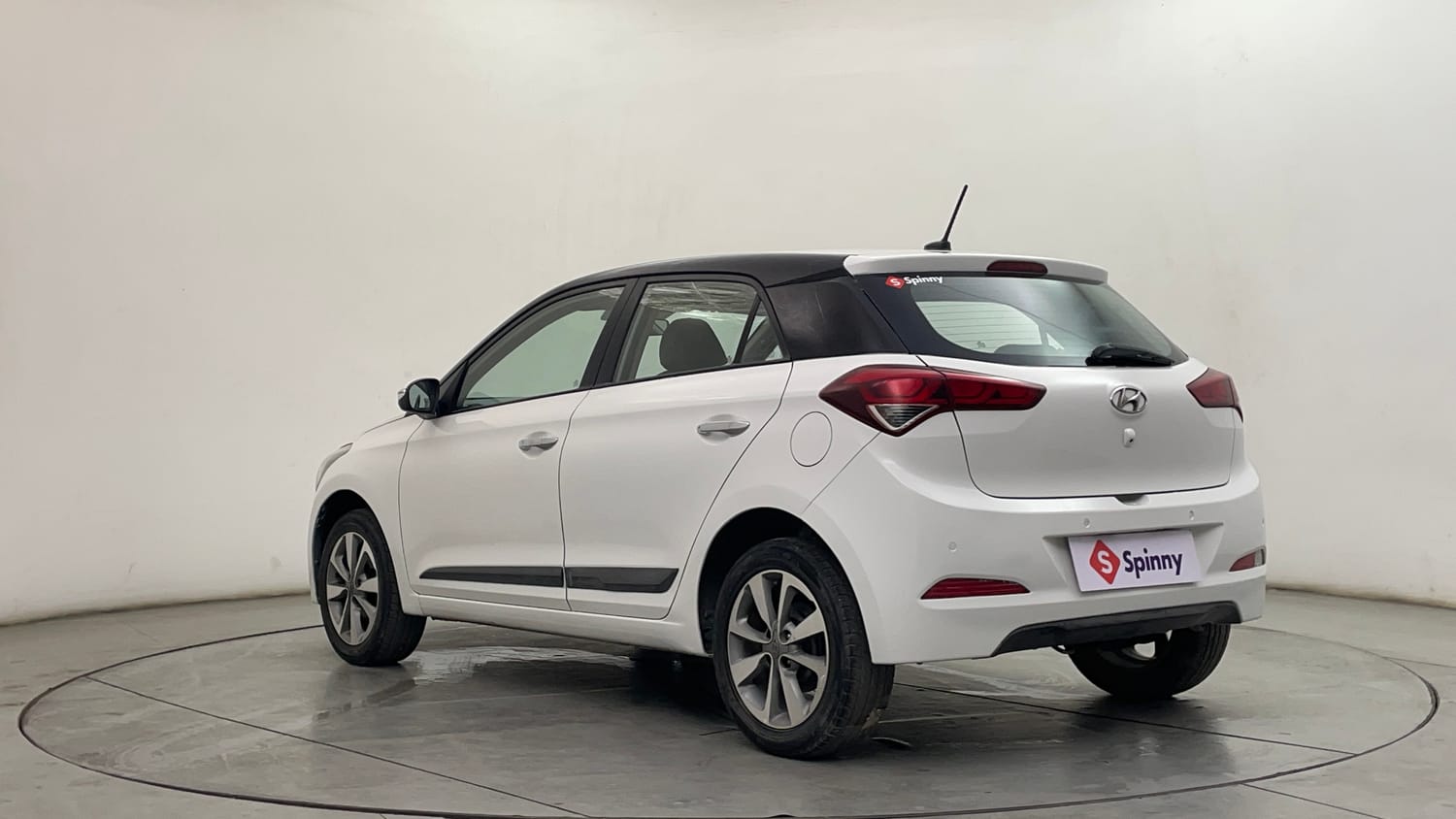 Used 2018 Hyundai Elite i20 Asta 1.2 (O) Petrol Manual exterior LEFT REAR CORNER VIEW