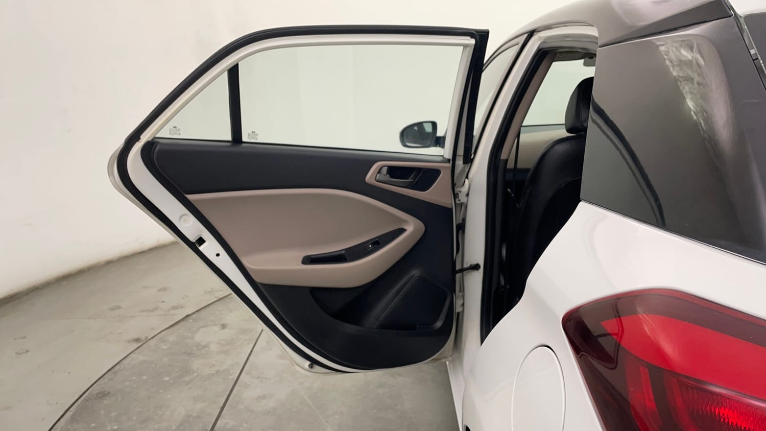 Used 2018 Hyundai Elite i20 Asta 1.2 (O) Petrol Manual interior LEFT REAR DOOR OPEN VIEW