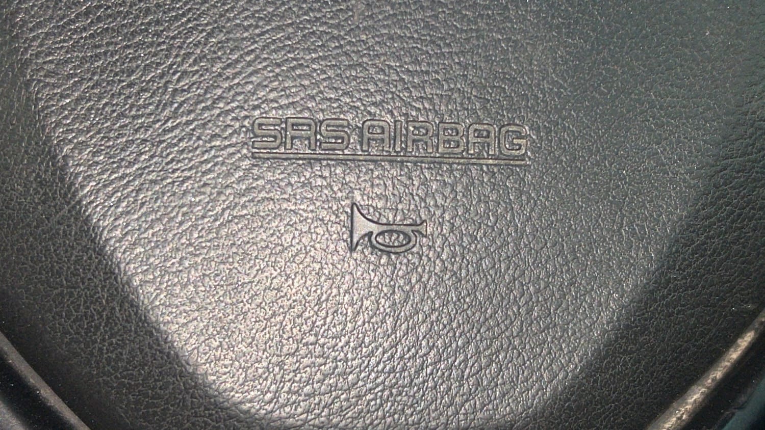 Used 2018 Maruti Suzuki Baleno Zeta 1.2 Petrol Manual top_features Airbags