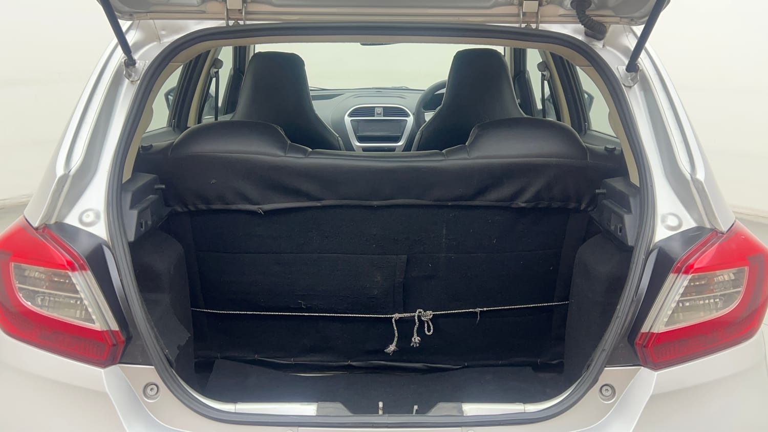 Used 2017 Tata Tiago Revotron XM Petrol Manual interior DICKY INSIDE VIEW