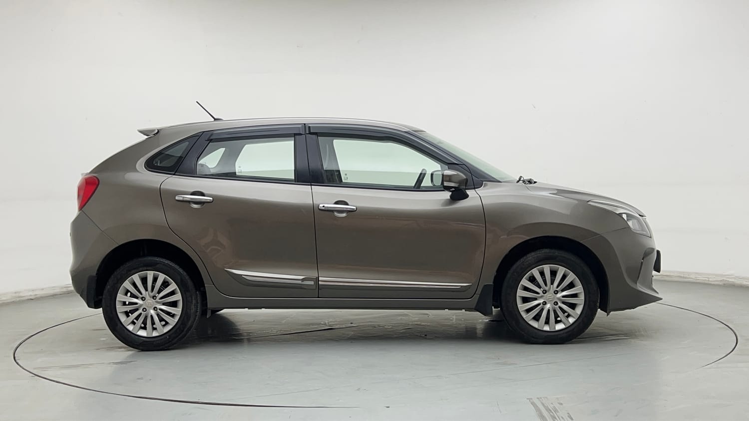 Used 2021 Maruti Suzuki Baleno Delta Petrol Manual exterior RIGHT SIDE VIEW