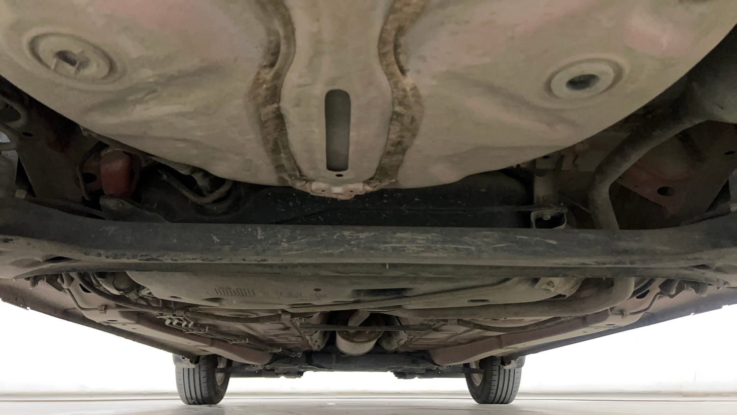 Used 2020 Maruti Suzuki Swift ZXi Petrol Manual extra REAR UNDERBODY VIEW (TAKEN FROM REAR)