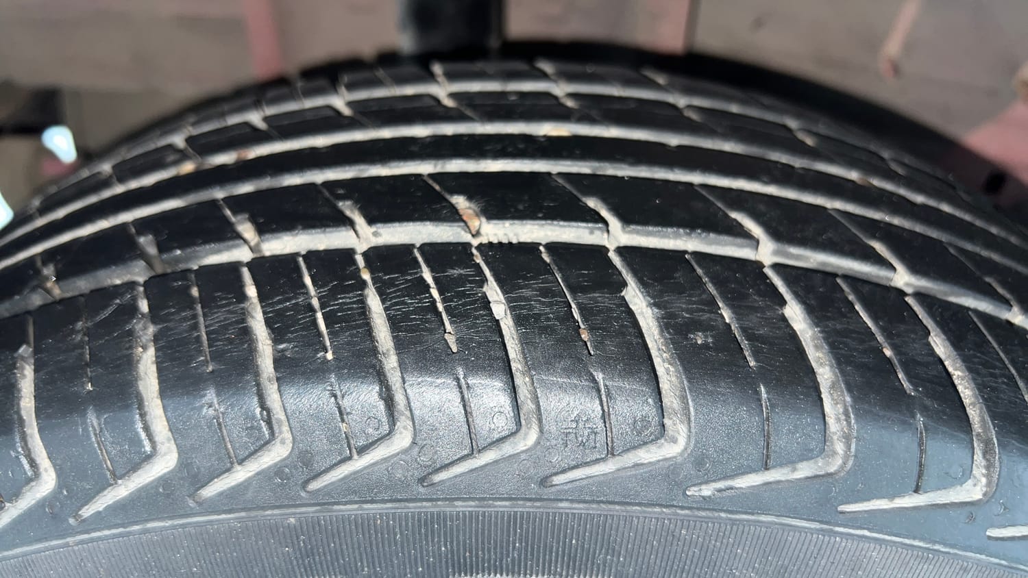 Used 2019 Tata Tiago Revotron XE Petrol Manual tyres RIGHT REAR TYRE TREAD VIEW