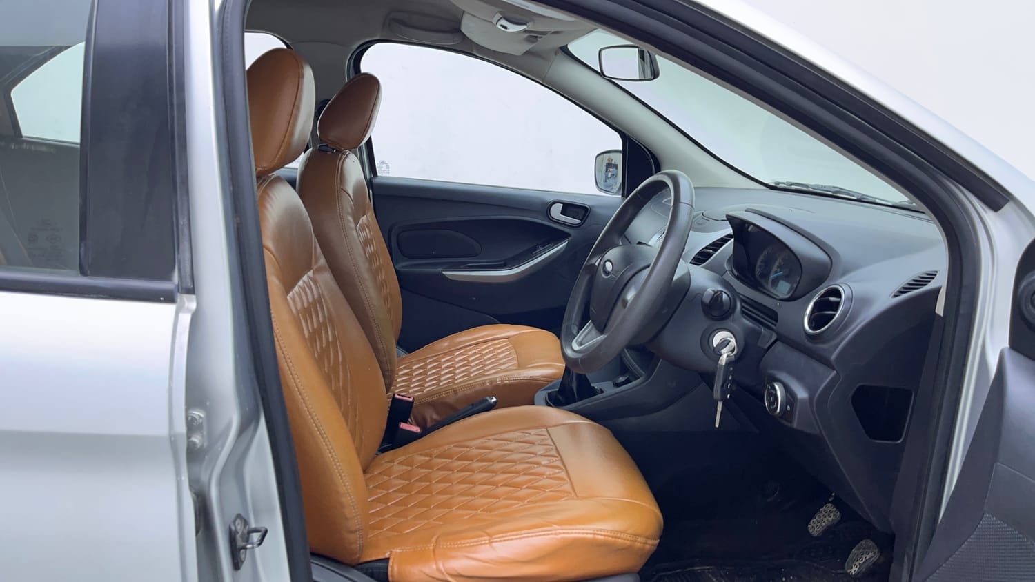 Used 2017 Ford Figo Trend 1.2 Ti-VCT Petrol Manual interior RIGHT SIDE FRONT DOOR CABIN VIEW