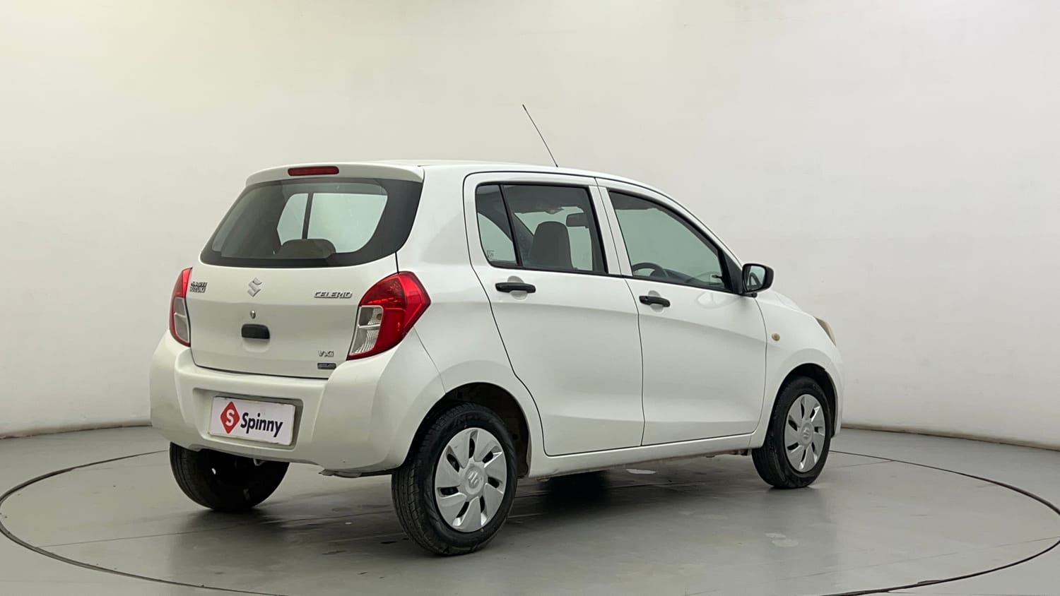 Used 2015 Maruti Suzuki Celerio VXi AMT Petrol Automatic exterior RIGHT REAR CORNER VIEW