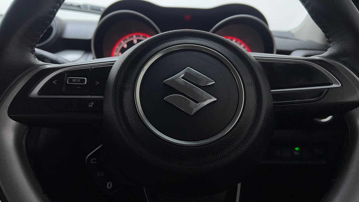Used 2019 Maruti Suzuki Swift ZXi Petrol Manual top_features Airbags
