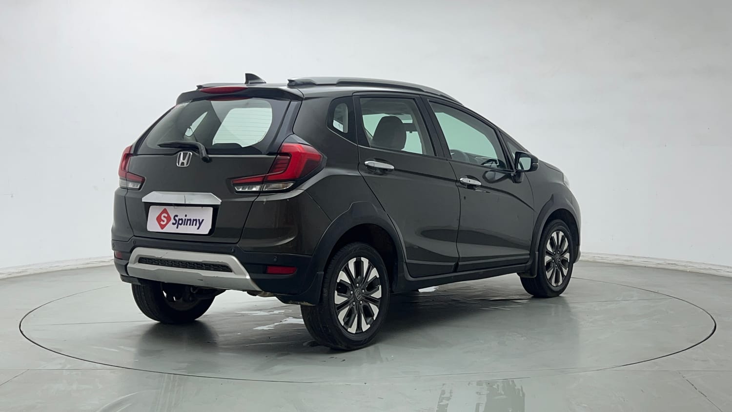 Used 2021 Honda WR-V VX MT Diesel Diesel Manual exterior RIGHT REAR CORNER VIEW