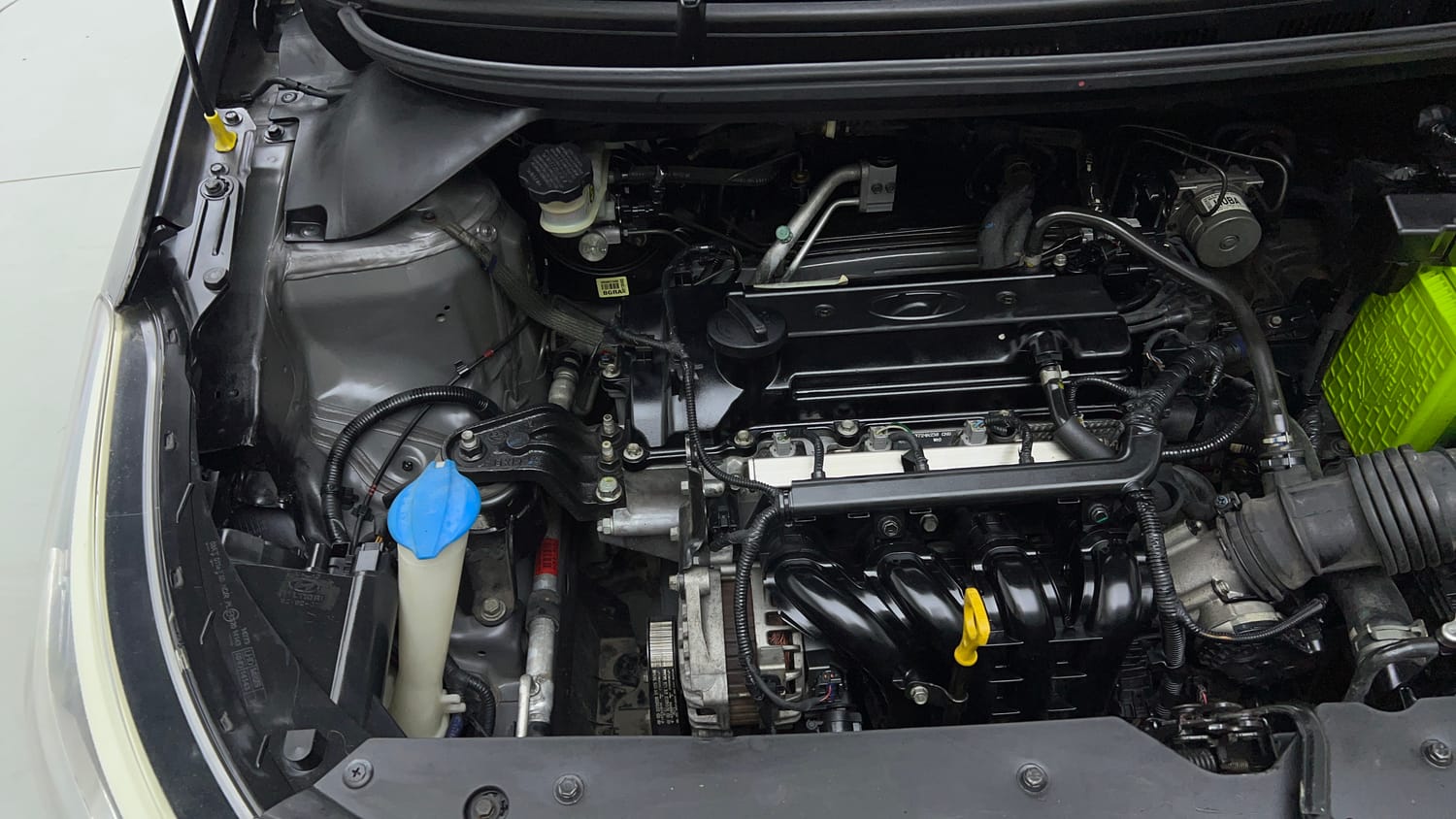 Used 2017 Hyundai Elite i20 Asta 1.2 Petrol Manual engine ENGINE RIGHT SIDE VIEW